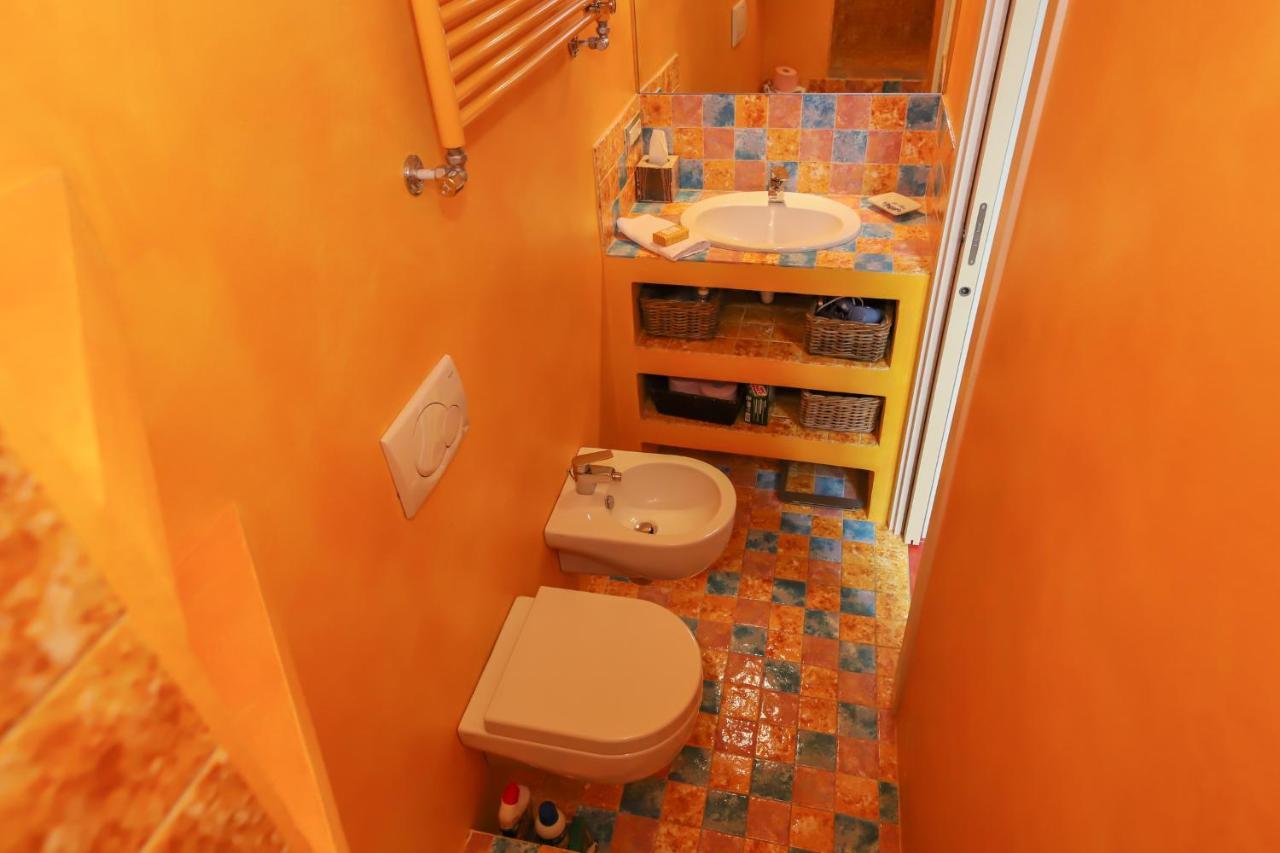 Altido Apt For 3 With Rooftop Balcony And Lovely Cityview Genua Exteriör bild