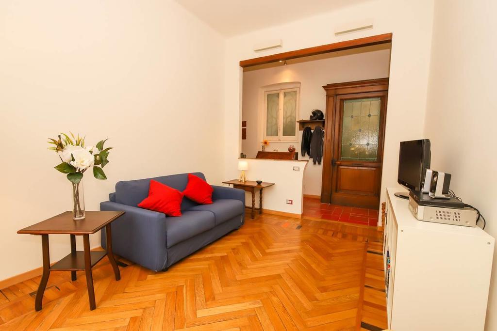 Altido Apt For 3 With Rooftop Balcony And Lovely Cityview Genua Exteriör bild