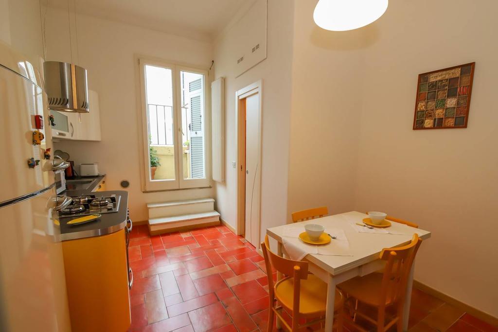 Altido Apt For 3 With Rooftop Balcony And Lovely Cityview Genua Exteriör bild